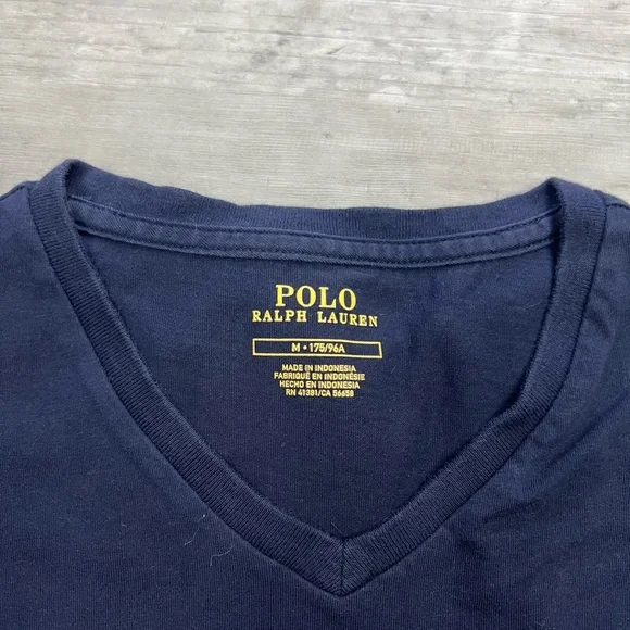 Polo Ralph Lauren Navy Blue V-Neck T-Shirt M - Picture 2 of 3